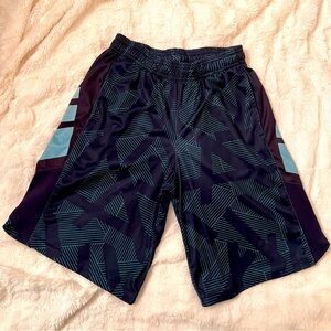 Blue athletic shorts, size XL (Boy)